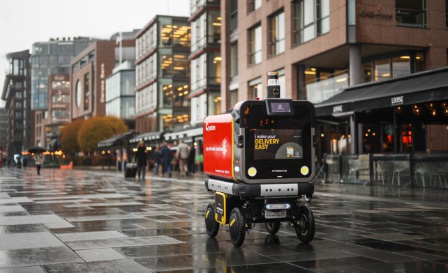 Ottobot on his way